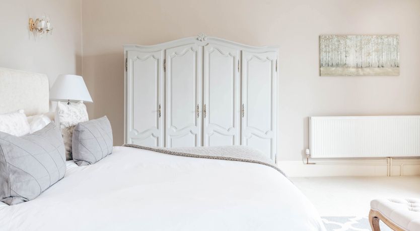 Photo of Antarctic Manor