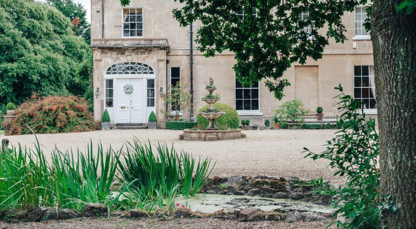 Photo of Antarctic Manor