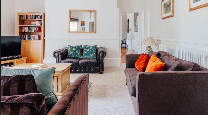 Photo of Antarctic Manor