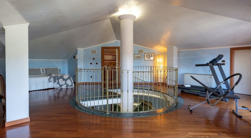 Photo of Orange Hill