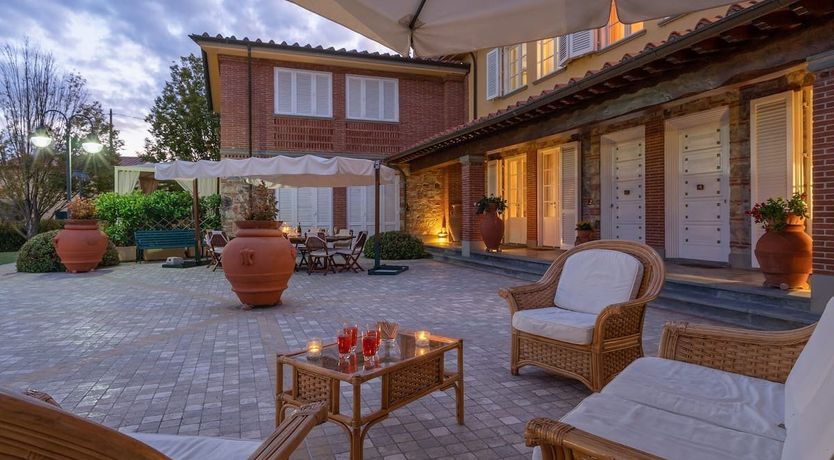 Photo of Orange Hill