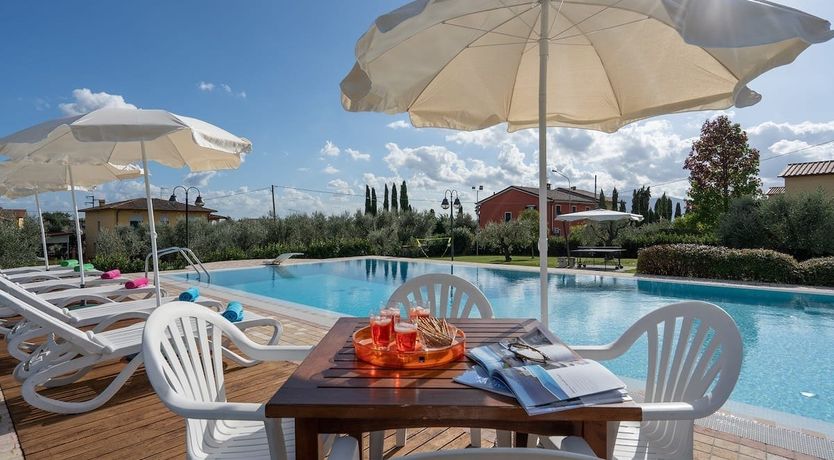 Photo of Orange Hill