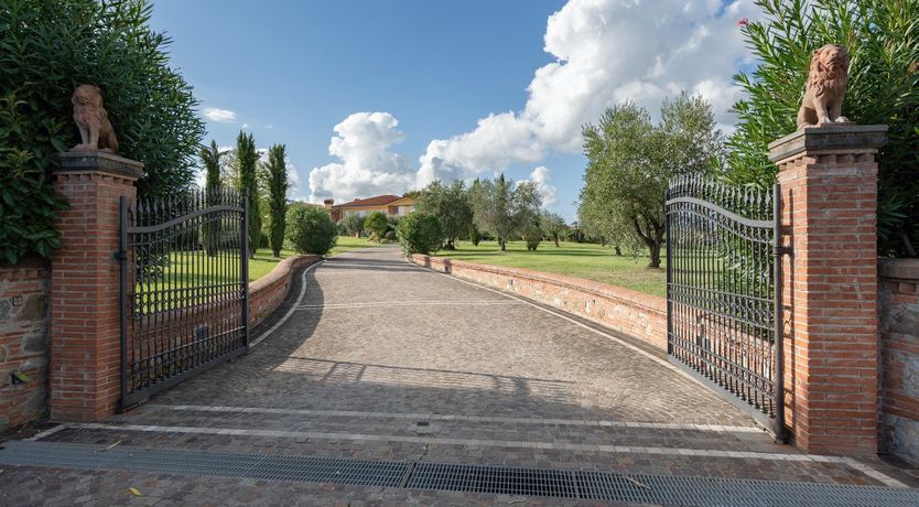 Photo of Orange Hill