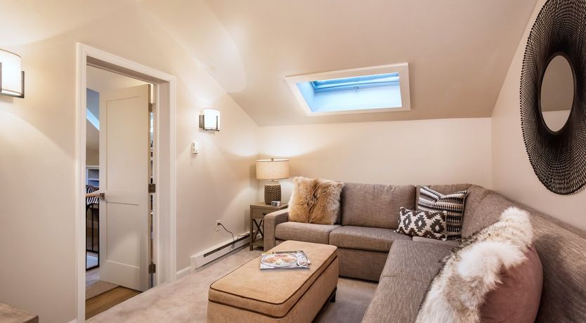 Photo of Contemporary Creek