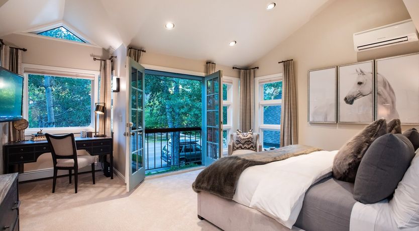 Photo of Contemporary Creek