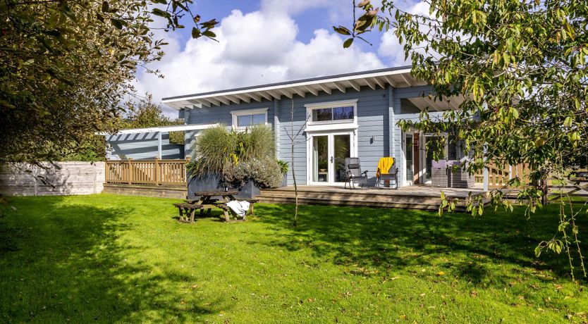 Photo of The Great Honeysuckle