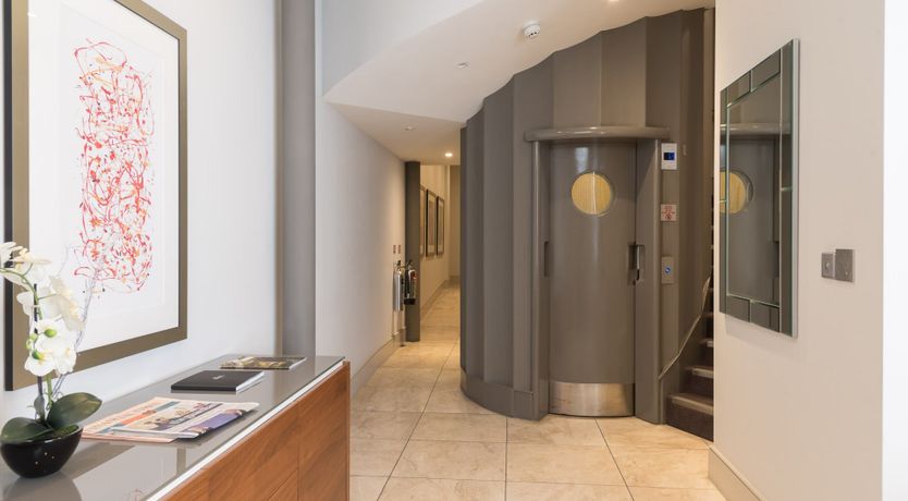 Photo of Bentinck Street Suite III