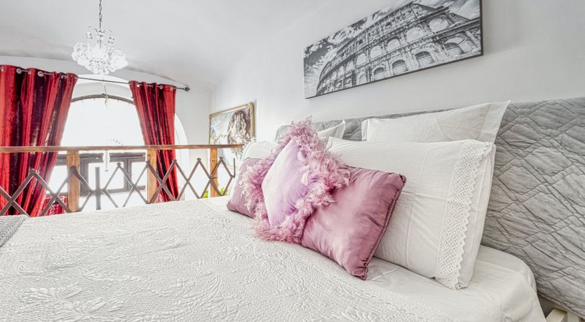 Photo of Unicorn's Mane