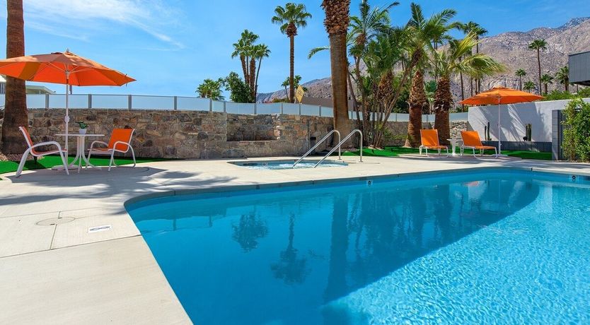 Photo of Retro Palms