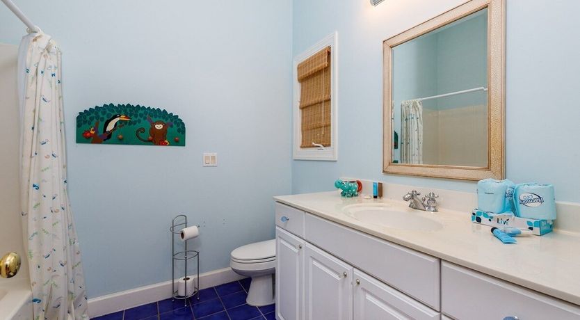 Photo of Leafy & Peach