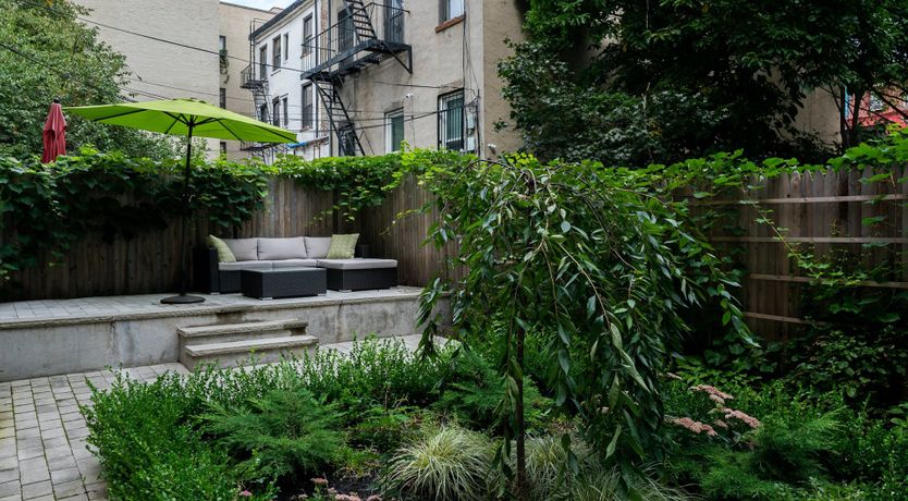 Photo of The Trimmed Walls