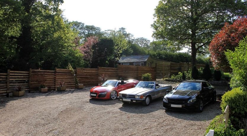 Photo of Wisteria House