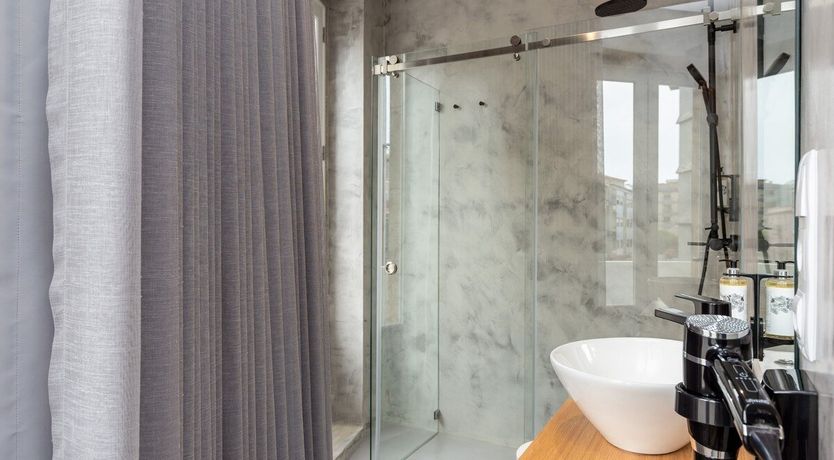 Photo of Port Lover's Pad