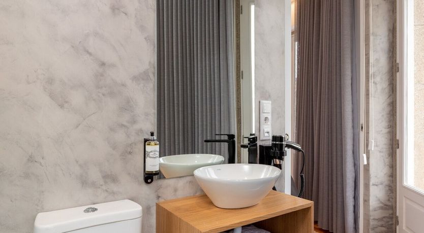 Photo of Port Lover's Pad