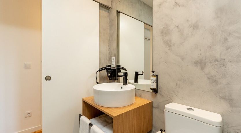 Photo of Port Lover's Pad