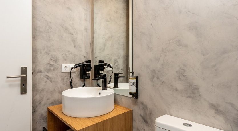 Photo of Port Lover's Pad