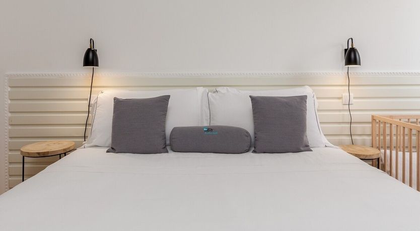 Photo of Port Lover's Pad