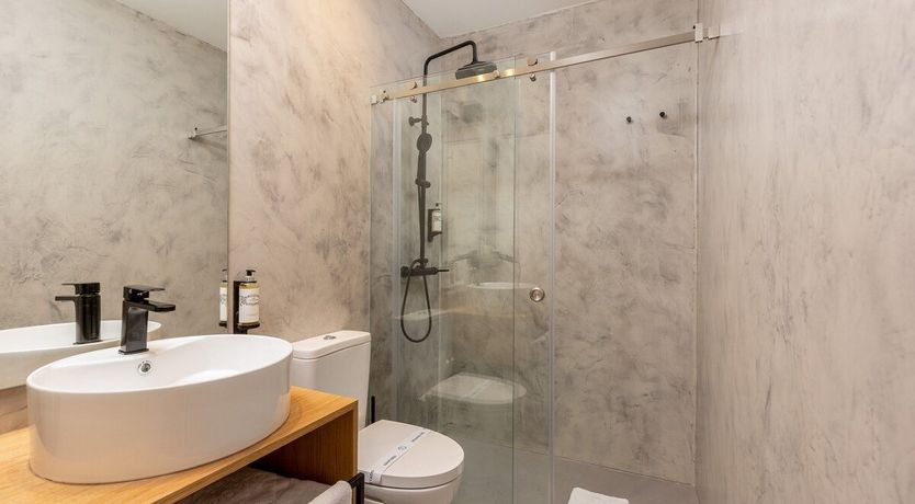 Photo of Port Lover's Pad