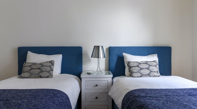 Photo of Heartstring's Pull