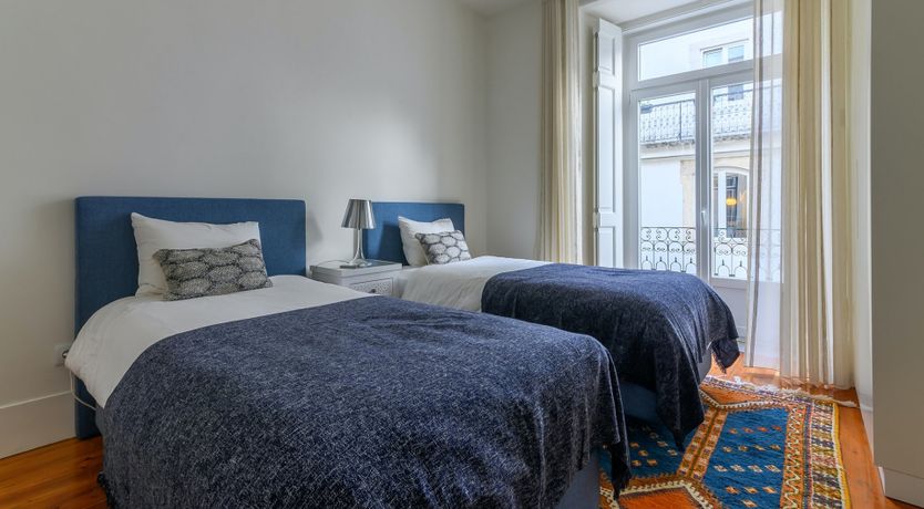 Photo of Heartstring's Pull