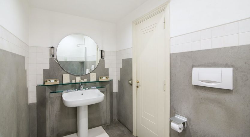 Photo of L'Anfiteatro