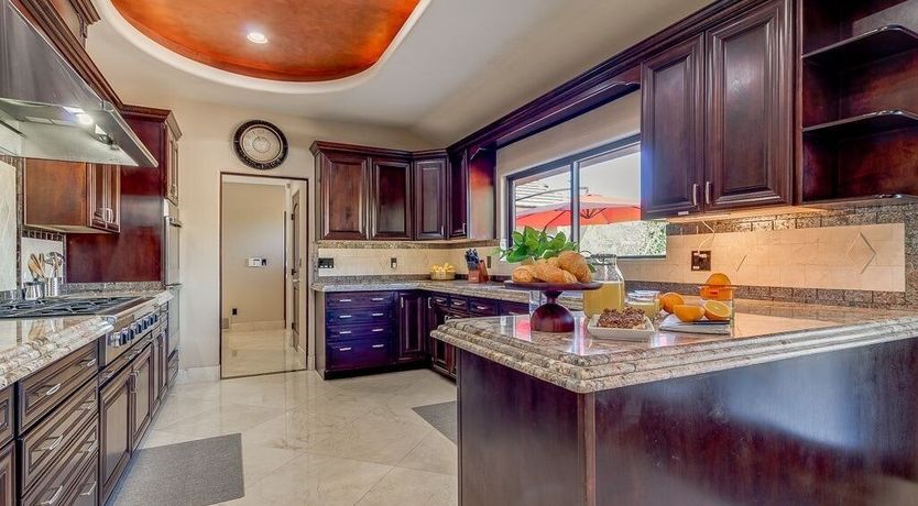 Photo of Living Large