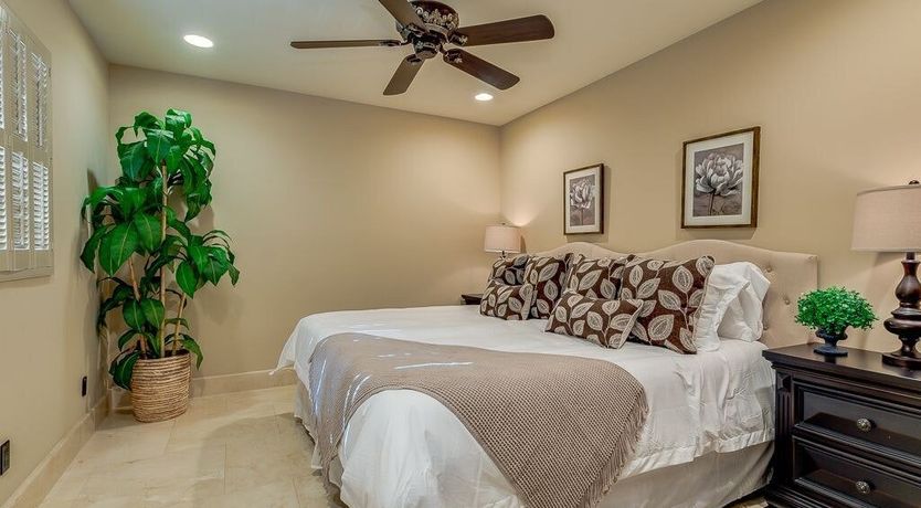 Photo of Living Large