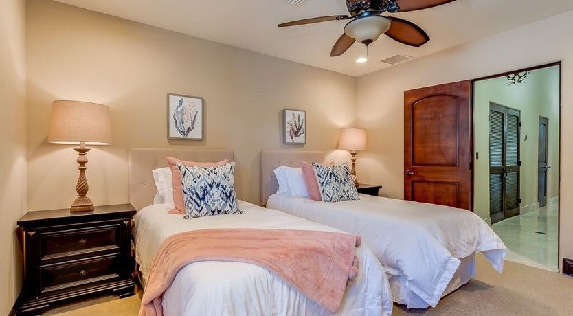 Photo of Living Large