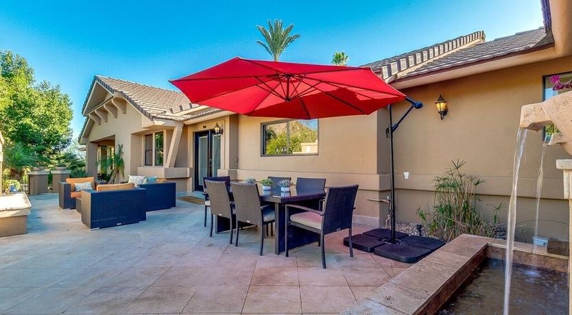 Photo of Living Large