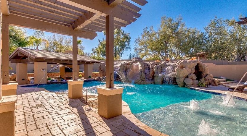 Photo of Living Large