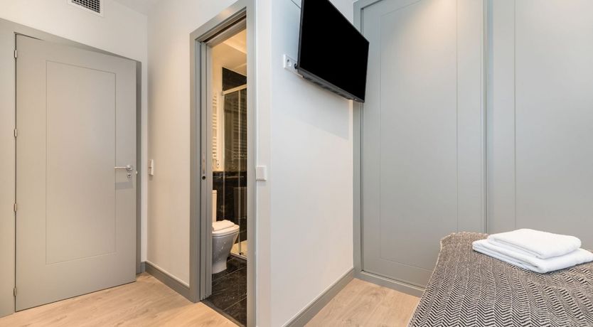 Photo of High End & Central