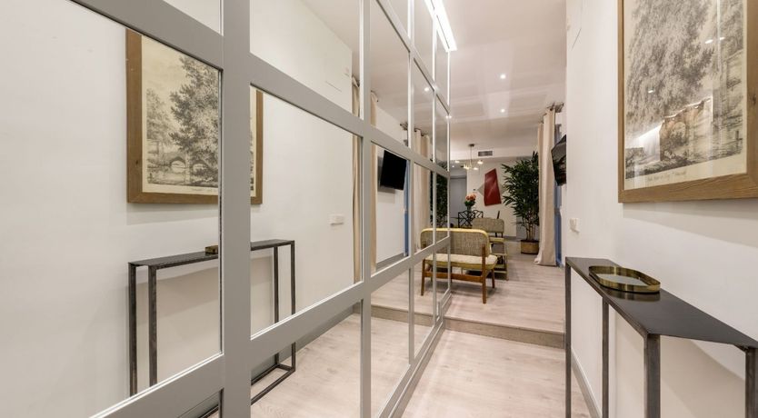 Photo of High End & Central