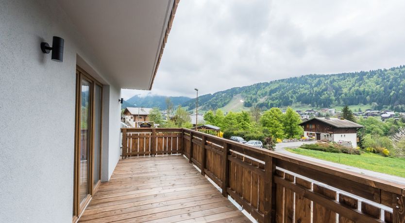 Photo of Western Pine