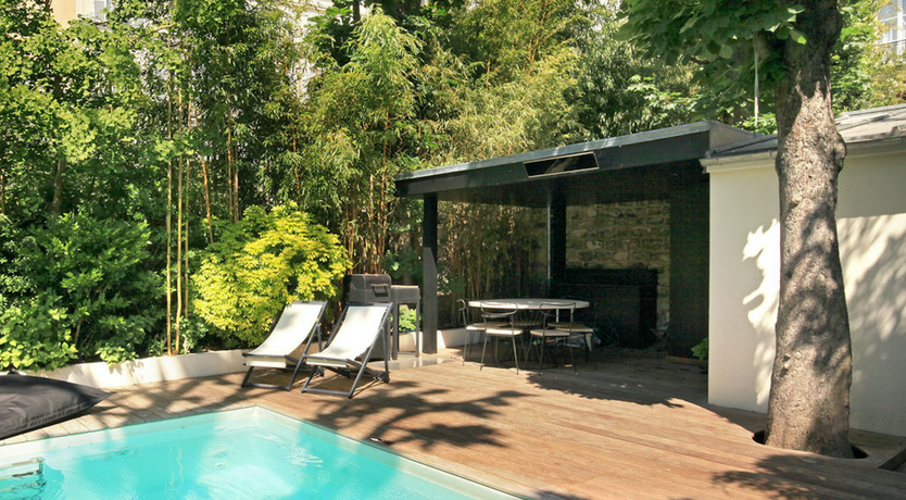 Photo of Panthéon Poolside