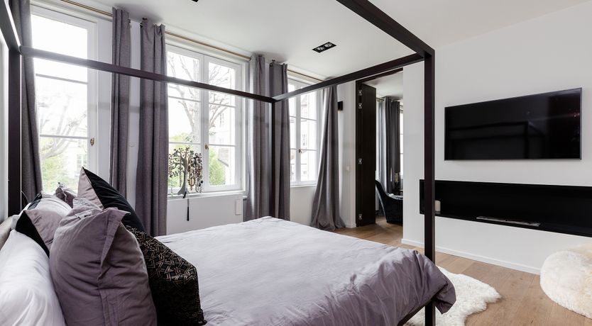 Photo of Panthéon Poolside