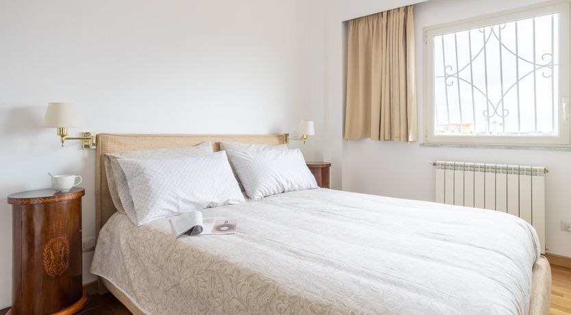 Photo of Frieze Frame