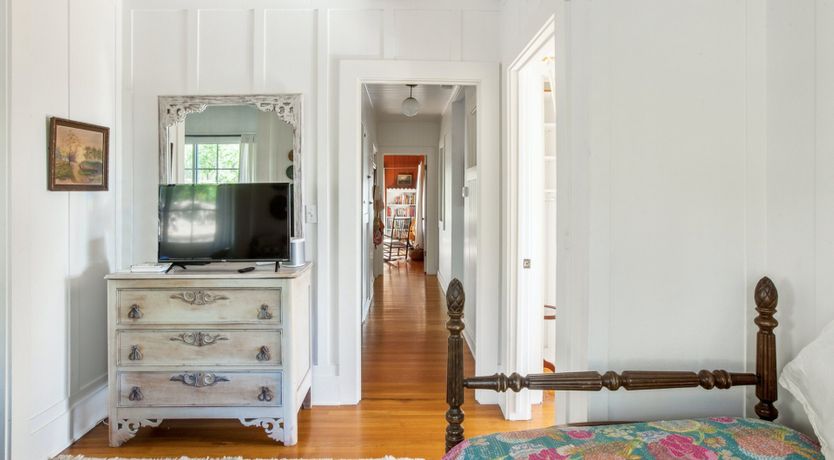 Photo of The Pepper Tree