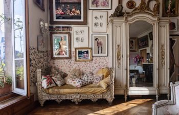 The Hall of Mirrors Apartment