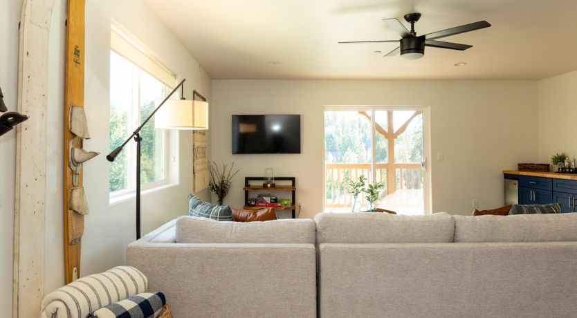 Photo of Black Arrow