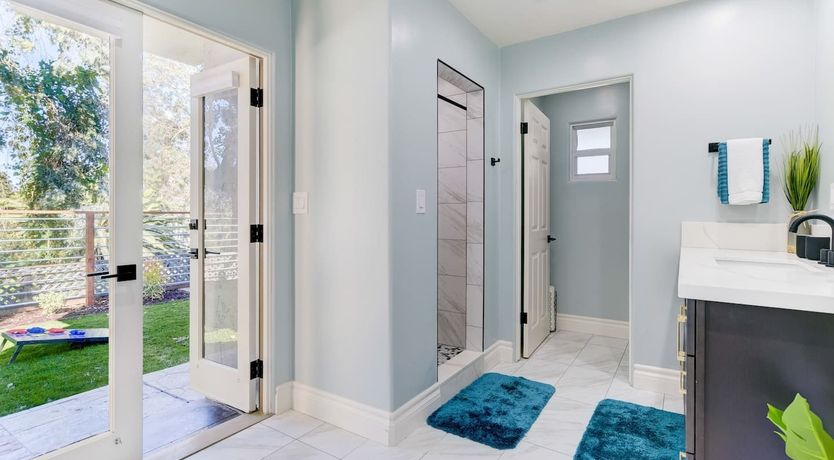 Photo of Sizzle Sizzle