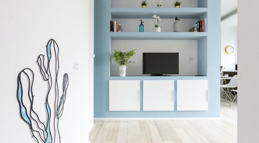 Photo of Waning Quarter