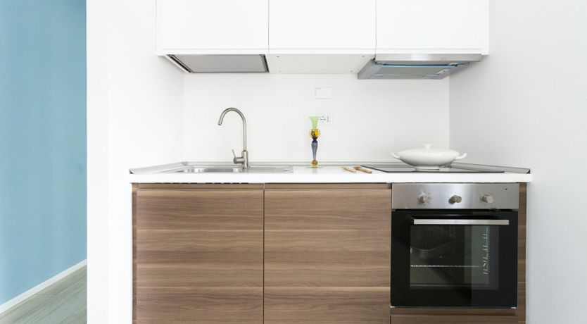 Photo of Waning Quarter