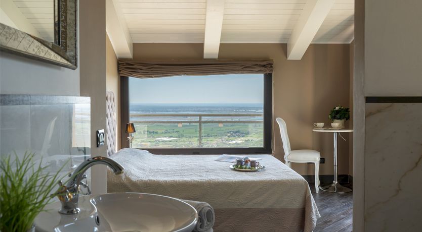 Photo of Distant Horizon