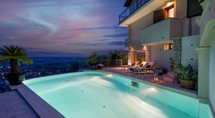 Photo of Distant Horizon