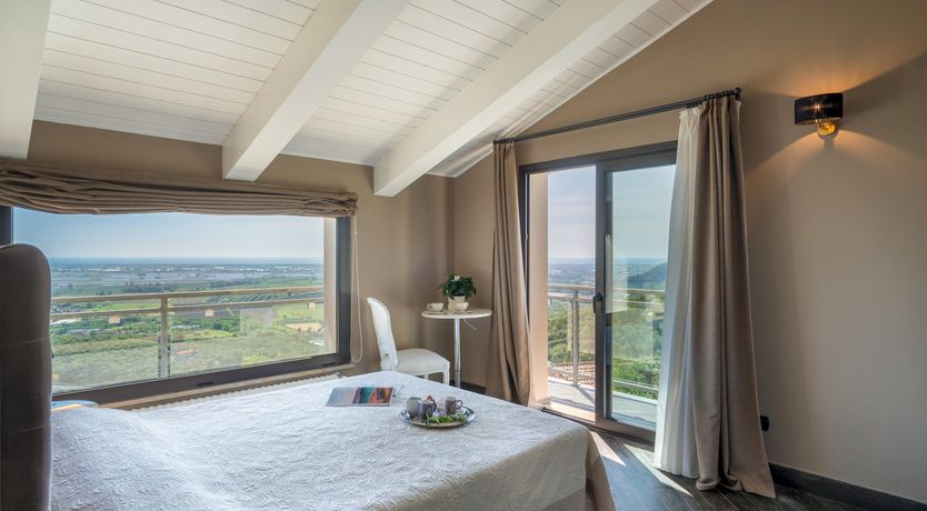 Photo of Distant Horizon