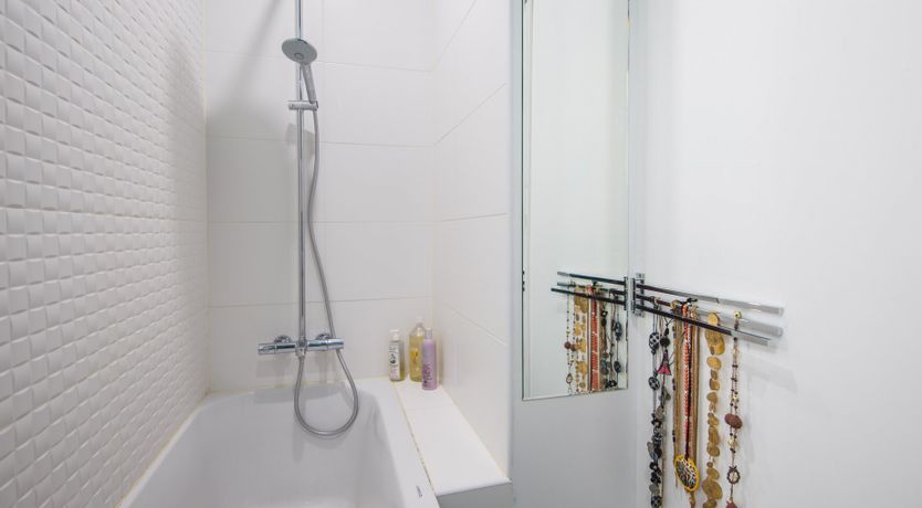 Photo of L'Antiquaire