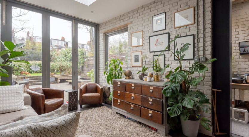 Photo of Frosted Dawn