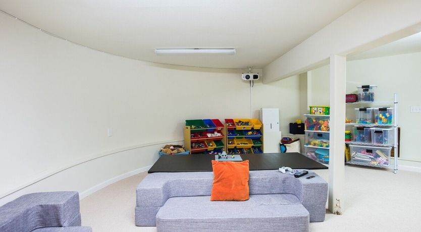 Photo of The Curve of the Moon