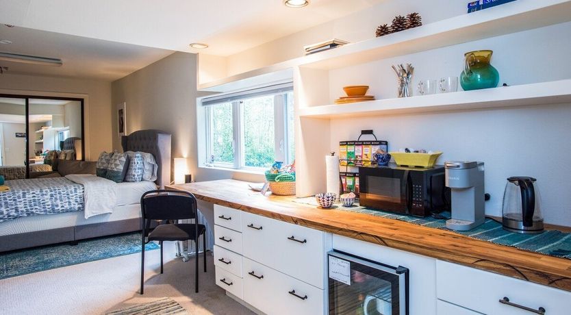 Photo of The Curve of the Moon