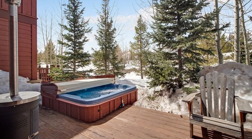 Photo of Highland Greens